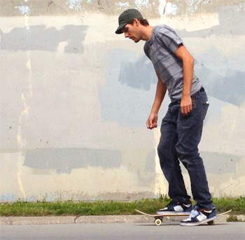 skateboard push